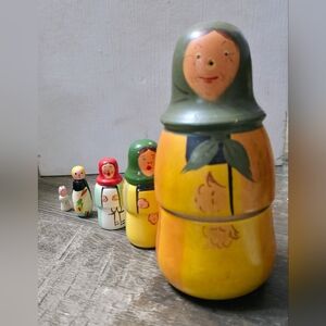 Unique Vintage Multicolor Nesting Dolls